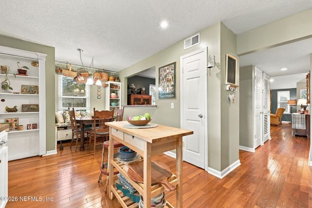 5248 TILTING OAKS Court W, Jacksonville, FL 32258