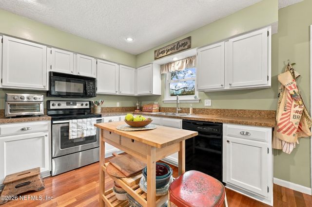 5248 TILTING OAKS Court W, Jacksonville, FL 32258