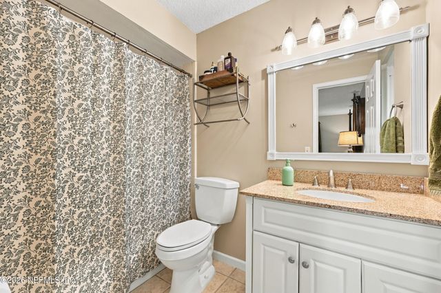 5248 TILTING OAKS Court W, Jacksonville, FL 32258