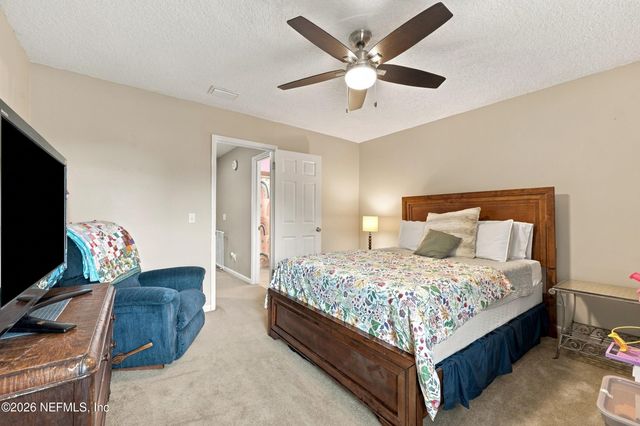 5248 TILTING OAKS Court W, Jacksonville, FL 32258