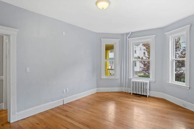 52 Intervale St, Boston, MA 02121