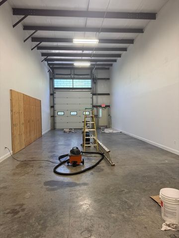 33 Forge Hill Rd 2, Franklin, MA 02038