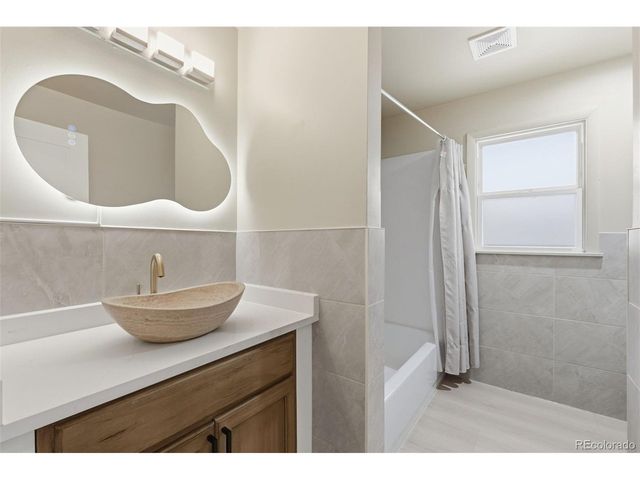 130 S 14th Ave Dr, Brighton, CO 80601