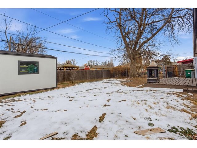 130 S 14th Ave Dr, Brighton, CO 80601