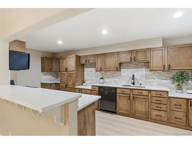 130 S 14th Ave Dr, Brighton, CO 80601