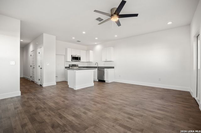 3362 Northwestern Dr, San Antonio, TX 78238