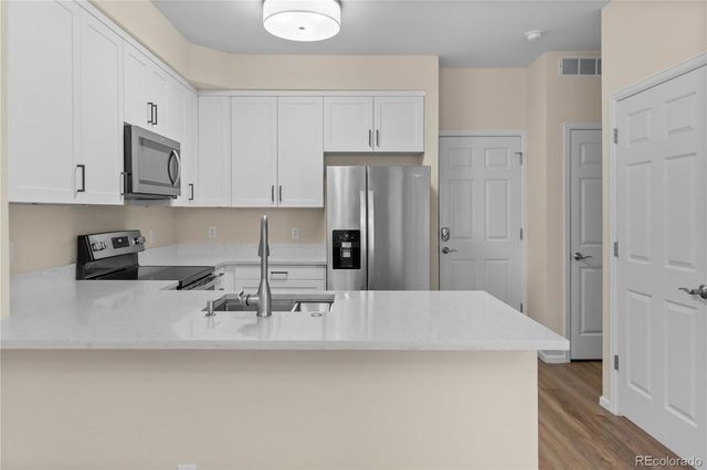 5555 E Briarwood Avenue 2302, Centennial, CO 80122