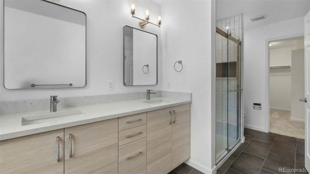 5555 E Briarwood Avenue 2302, Centennial, CO 80122