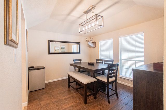600 Fossil Wood Drive, Saginaw, TX 76179
