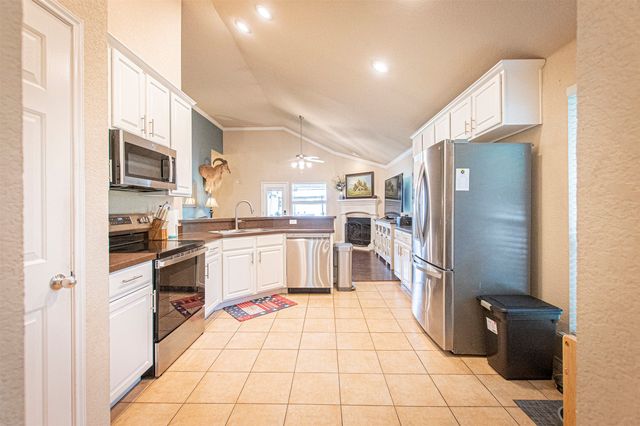 600 Fossil Wood Drive, Saginaw, TX 76179