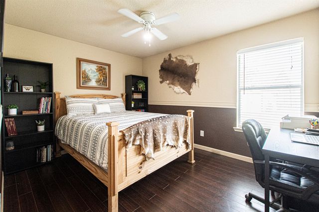 600 Fossil Wood Drive, Saginaw, TX 76179