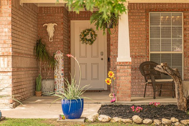 600 Fossil Wood Drive, Saginaw, TX 76179