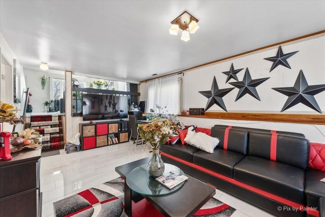 1182 Concord Drive, Elgin, IL 60120