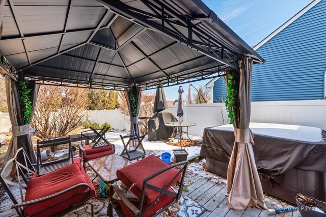 1182 Concord Drive, Elgin, IL 60120