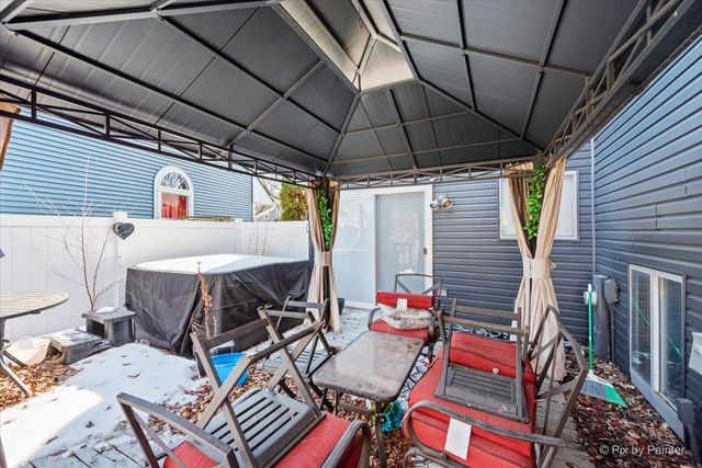 1182 Concord Drive, Elgin, IL 60120