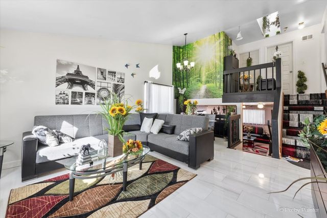 1182 Concord Drive, Elgin, IL 60120