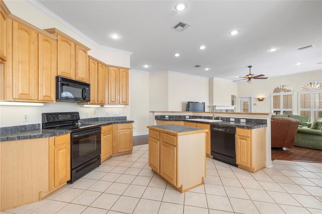 825 SPRING PARK LOOP, Celebration, FL 34747