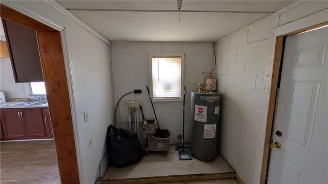 107 Murphy Street, Liberty, NC 27298