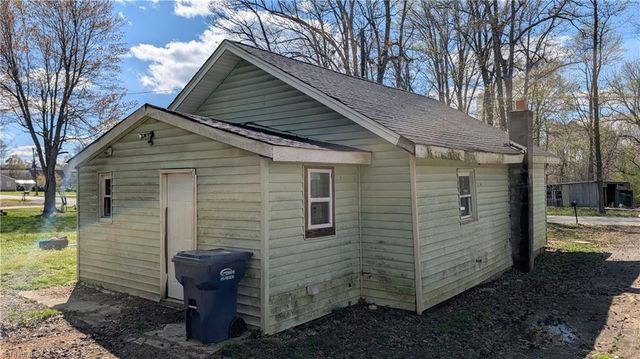 107 Murphy Street, Liberty, NC 27298