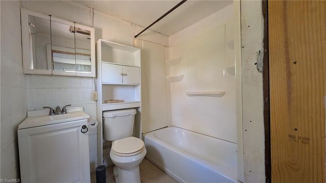 107 Murphy Street, Liberty, NC 27298