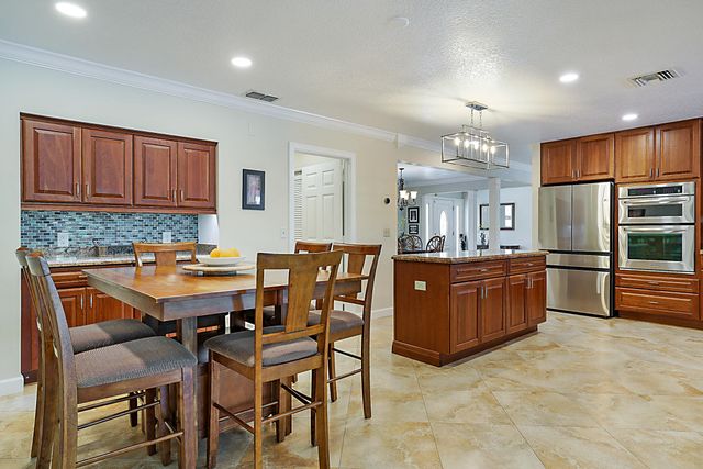 10356 Seagrape Way, Palm Beach Gardens, FL 33418