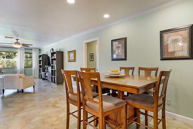 10356 Seagrape Way, Palm Beach Gardens, FL 33418