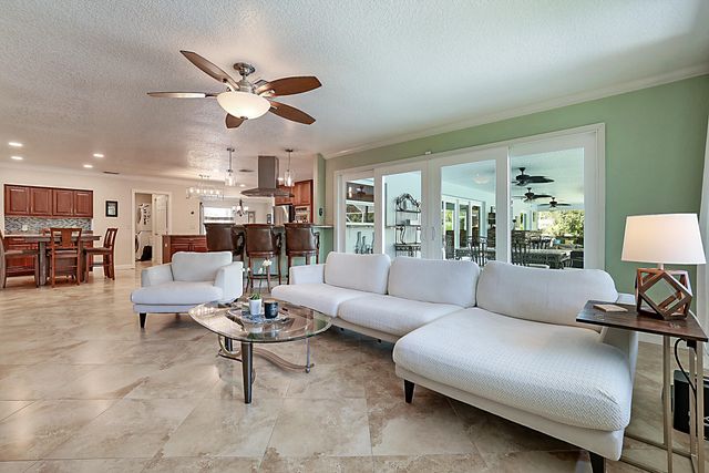 10356 Seagrape Way, Palm Beach Gardens, FL 33418