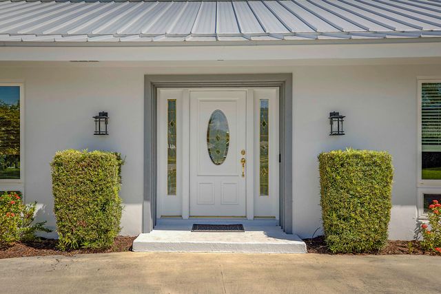 10356 Seagrape Way, Palm Beach Gardens, FL 33418