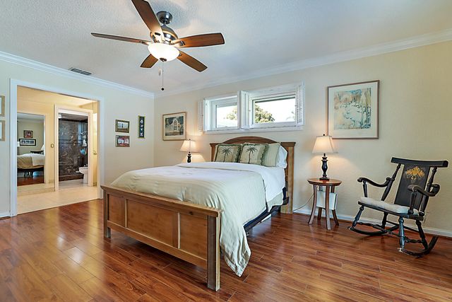 10356 Seagrape Way, Palm Beach Gardens, FL 33418