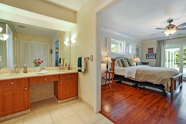 10356 Seagrape Way, Palm Beach Gardens, FL 33418