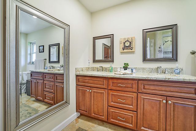 10356 Seagrape Way, Palm Beach Gardens, FL 33418