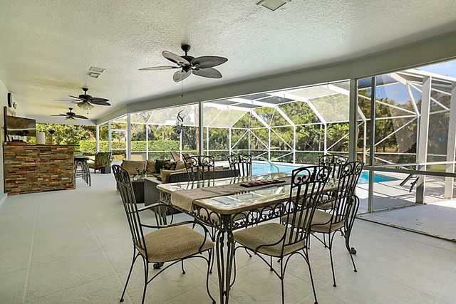 10356 Seagrape Way, Palm Beach Gardens, FL 33418