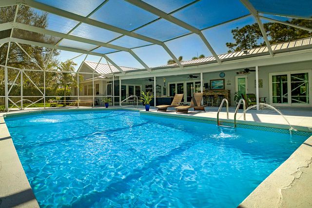 10356 Seagrape Way, Palm Beach Gardens, FL 33418