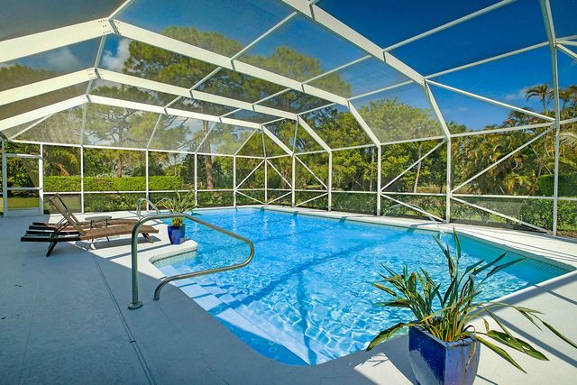 10356 Seagrape Way, Palm Beach Gardens, FL 33418