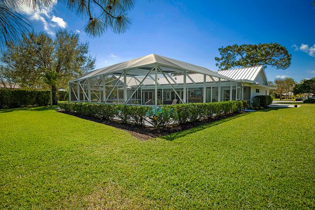 10356 Seagrape Way, Palm Beach Gardens, FL 33418