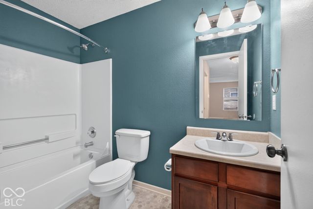 14777 White Tail Run, Noblesville, IN 46060