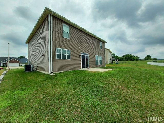 1406 N Hunters Crossing Pass, Huntingburg, IN 47542