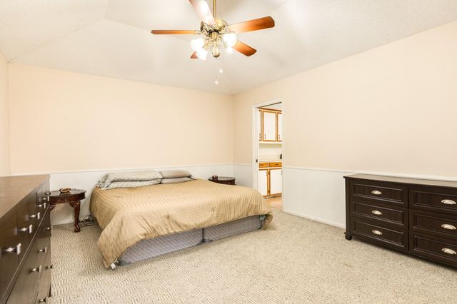 52 S Bachelor Button Street, Lake Jackson, TX 77566