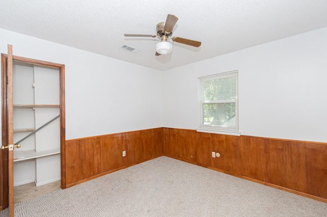 52 S Bachelor Button Street, Lake Jackson, TX 77566