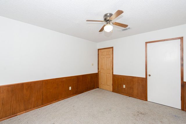 52 S Bachelor Button Street, Lake Jackson, TX 77566