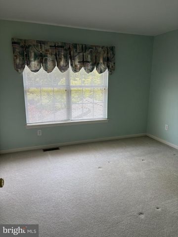 2 CARRINGTON CT, Sewell, NJ 08080