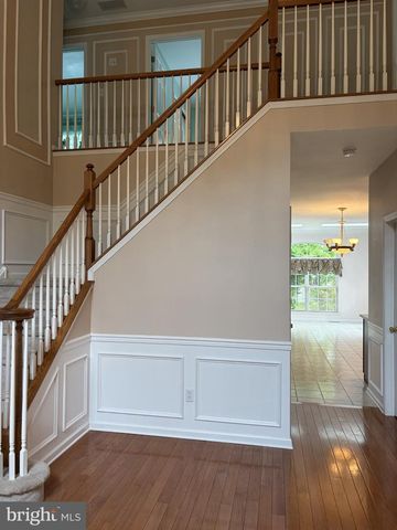 2 CARRINGTON CT, Sewell, NJ 08080