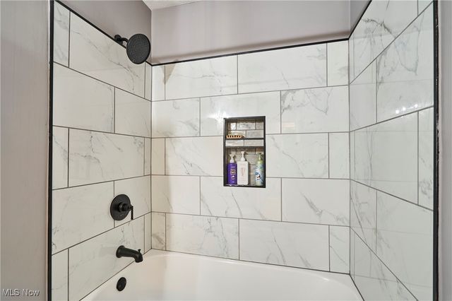 5735 W Maple Road, Geneva, OH 44041