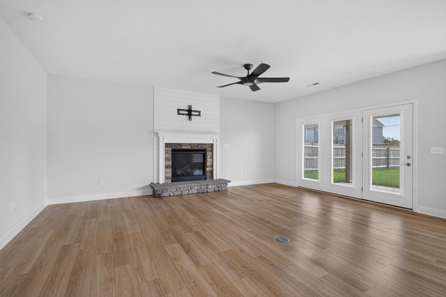 2291 Calendula Road, Lexington, KY 40511