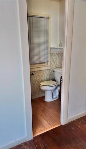 142 W 4th St, Yorktown, TX 78164