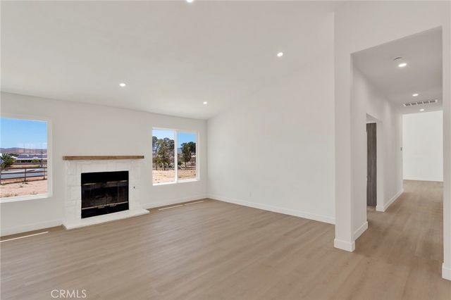 27679 River Rock, Helendale, CA 92342