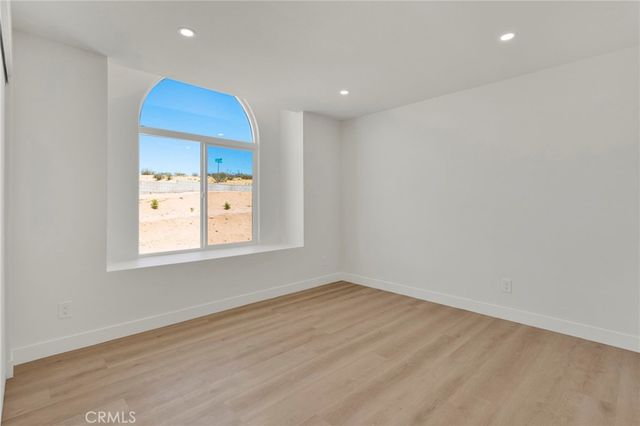 27679 River Rock, Helendale, CA 92342