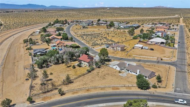 27679 River Rock, Helendale, CA 92342