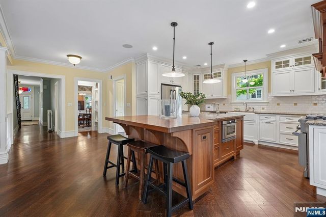 159 Center Avenue, Little Falls, NJ 07424