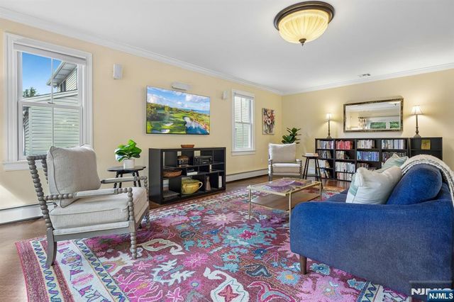 159 Center Avenue, Little Falls, NJ 07424
